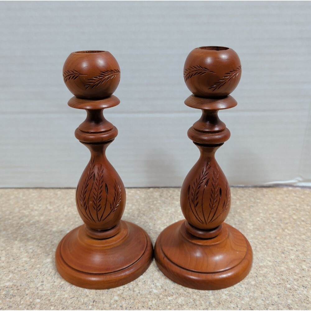 (2) 8" Vtg 1994 R. McKeever Hand Turned Carved Wood CandlesticksFolk Art Wheat